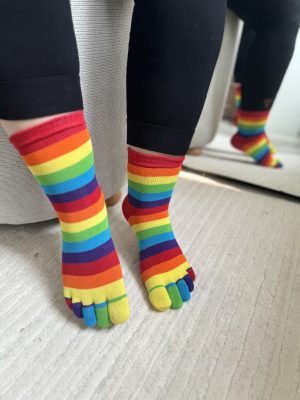 جوراب انگشتی نیم ساق رنگین کمانی